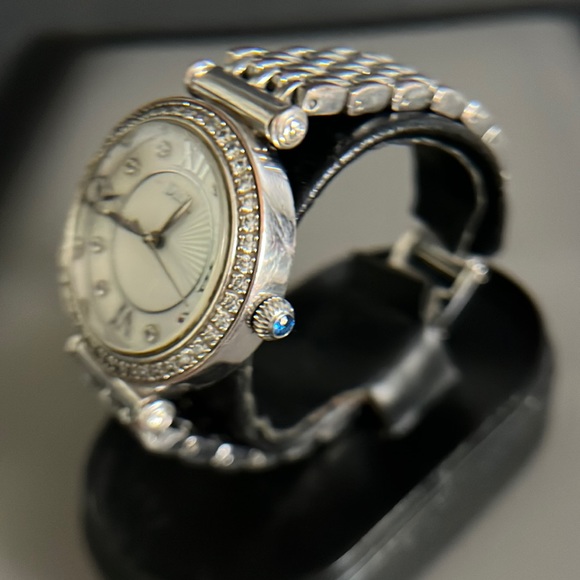 DMQ SilverTone Pave Bezel Round Dial Bling Ladies Watch - Picture 11 of 16